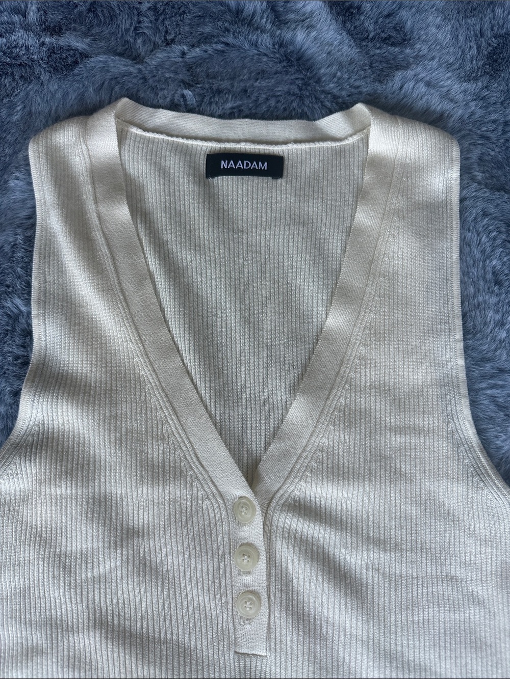 NAADAM Ivory Ribbed V-Neck Button Tank - Picture 2 of 4